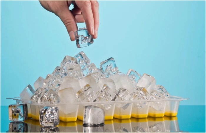 How to Apply Ice on the Face?
