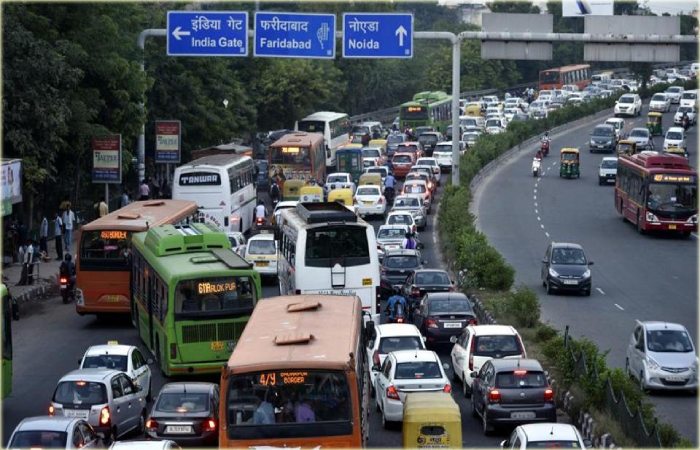 Indian-Roads-Traffic-Problems-and-the-Common-Man